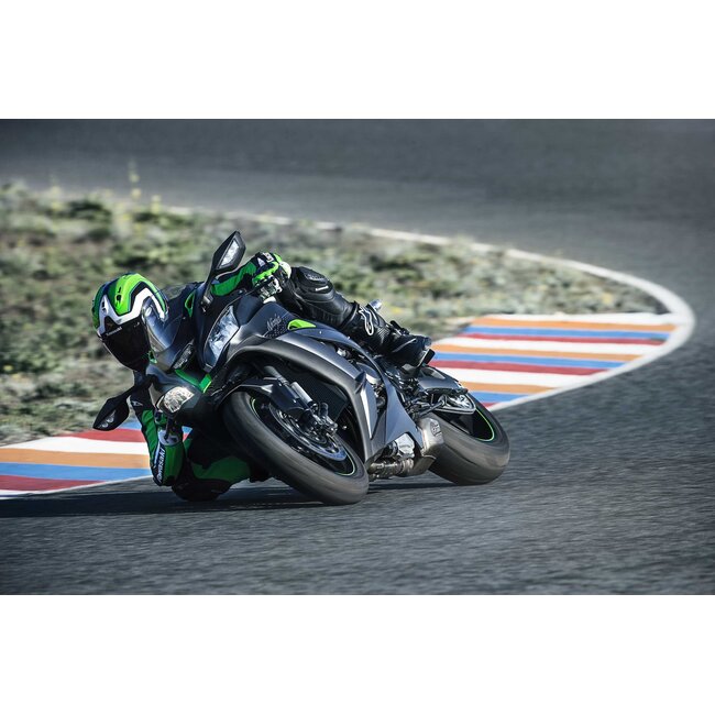 BT MOTO Kawasaki ZX-10R/RR 2016-2020 Stage 1+ met handheld tuner