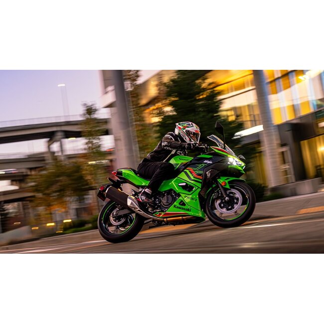 BT MOTO Kawasaki Ninja 400/500 2021-2026 Stage 1+ met handheld tuner