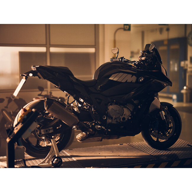 BT MOTO BMW M1000XR 2024-2026 Stage 1+ mit Handheld-Tuner