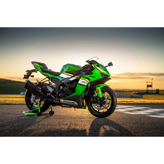 BT MOTO BT-Moto Kawasaki ZX-6R 2024-2026 Stage 1+ with handheld tuner