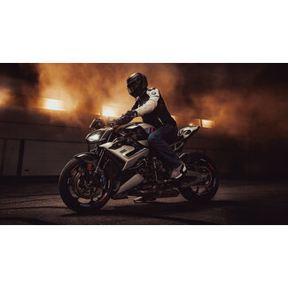 BT MOTO BT-Moto BMW M1000R 2025-2026 Stage 1+ met handheld tuner