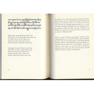 Buddhist Publications Zürich Guide to the Jewel Island - Wegführer zur Juweleninsel, by Blanche C. Olschak and Thupten Wangyal