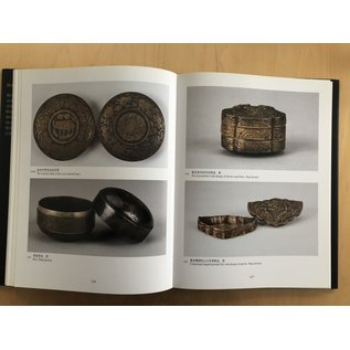 Shaanxi People's Fine Arts Publishing House Gold und Silver: Selected Treasures of the Shaanxi History Museum