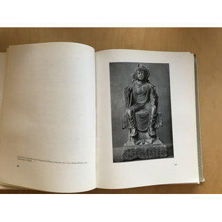 De Spieghel Publishing Amsterdam Asiatic Art, by H.F.E. Visser