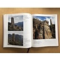 Sichuan Nationalities Publishing House Collection of Tibetan Fine Art (16): Architecture, Ancient Fortress or Fortification
