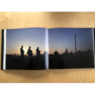 Mark Standen Publishing Buddha in the Landscape: A sacred Expression of Thailand, by Mark Standen