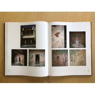 Hirmer Verlag Dunhuag: Die Höhlen der klingenden Sande, von Roderick Whitfield