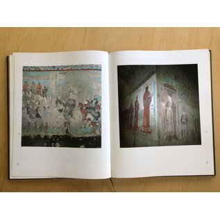 Hirmer Verlag Dunhuang: Die Höhlen der klingenden Sande, von Roderick Whitfield