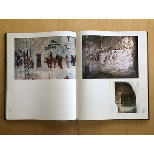 Hirmer Verlag Dunhuag: Die Höhlen der klingenden Sande, von Roderick Whitfield