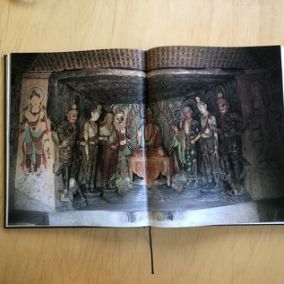 Hirmer Verlag Dunhuang: Die Höhlen der klingenden Sande, von Roderick Whitfield