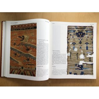 Sichuan Nationalities Publishing House Collection of Tibetan Fine Art (22): Arts & Fine Arts: Woven Rugs