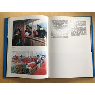 China Esperanto Press Tibet on the Roof of the World, by Chen Baohe, Ren Shiyin