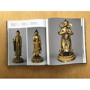 The Metropolitan Museum of Art Recasting the Past: The Art of Chinese Bronzes (1100-1900), by Pangliang Lu
