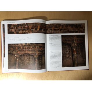 Sichuan Nationalities Publishing House Collection of Tibetan Fine Art (31): Murals from Shigatse and Chamdo