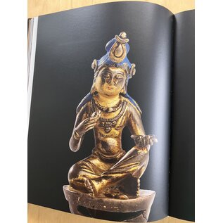 Sichuan Science and Technology Publishing The Subtle Beauty of Stillness: An Apreciation of Small Scale Sculpture Art