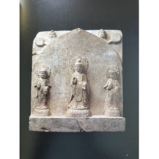 Hebei Fine Arts Publishing House Smashed and Reassembled: Buddhist Statues from Longxing Temple in Qingzhou, by Fan Di'an