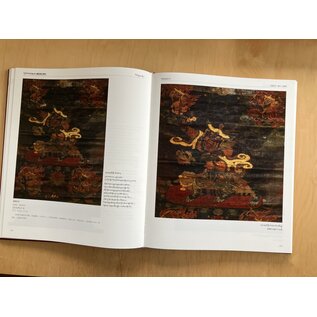 Sichuan Nationalities Publishing House Collection of Tibetan Fine Art (28): Thangka Gansu