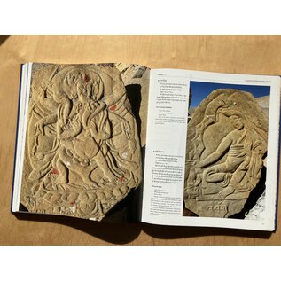 Sichuan Nationalities Publishing House Collection of Tibetan Fine Art (50): Sculptural Art Stone Carving 3