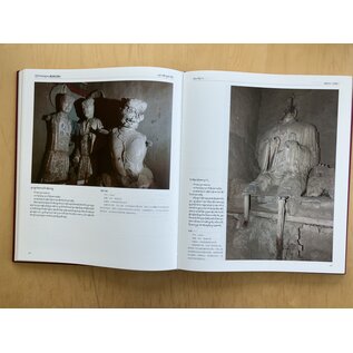 Sichuan Nationalities Publishing House Collection of Tibetan Fine Art (33 ) Clay Sculpture Vol 1