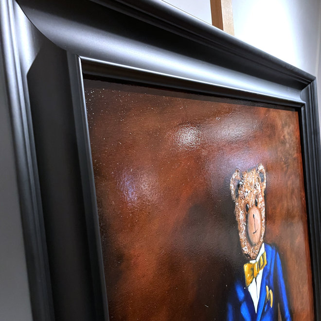 Oil painting - Rick Triest - 80x100 cm - Sir Bobby the Teddybear - Sir Bobby in Ralph Lauren Navy diner jacket