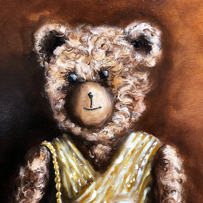 Oil Painting - Rick Triest - 80x100 cm - Sir Bobby the Teddybear- Lady Bobby in Golden Couture dress and YSL bag