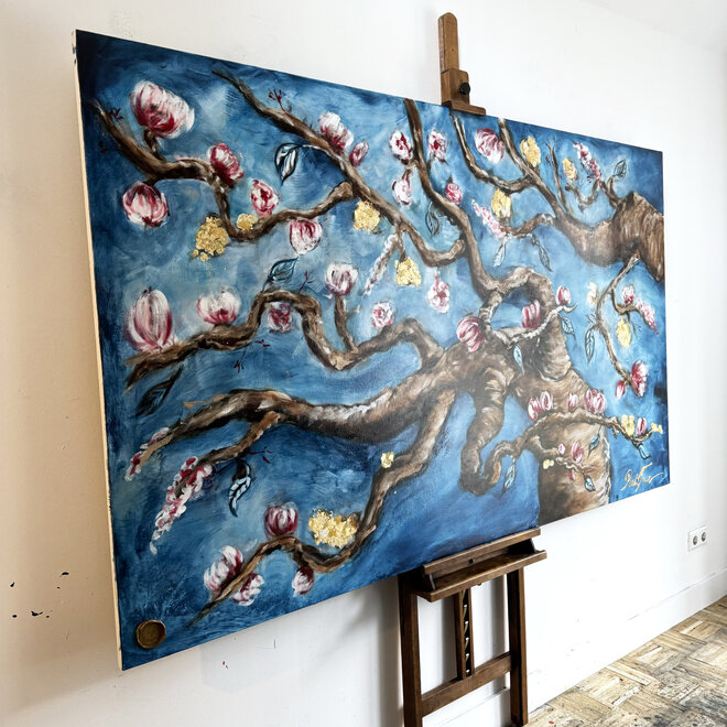 Schilderij- Rick Triest - 120X200cm - Amandelbloesem - Prussian Blue & Gold