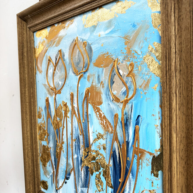 Schilderij - 30x40 cm - Rick Triest - Tulp Mania - Tulp artwork Sky Blue + Oak frame