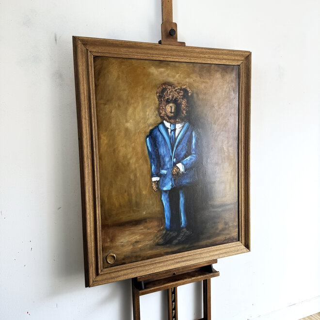 Painting - Rick Triest - 80x100 cm - Sir Bobby the Teddybear - Sir Bobby in his blue suit