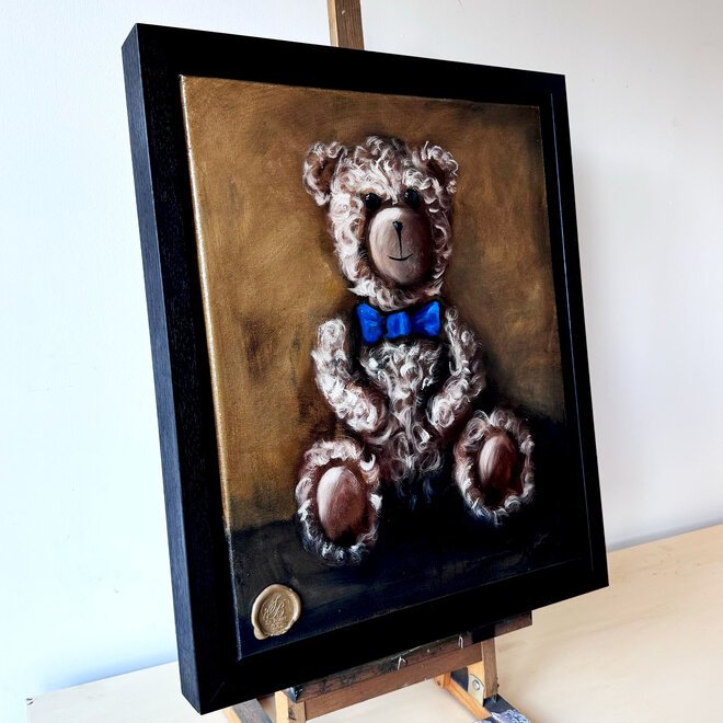 Painting - Rick Triest - 40x50 cm - Sir Bobby the Teddybear ''Sir Bobby with blue bow tie''