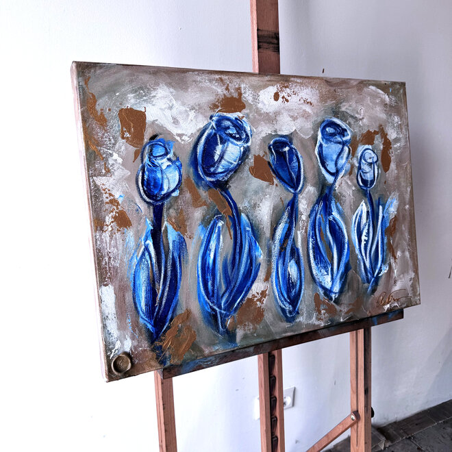 Schilderij -50x70 cm - Rick Triest - Tulip Delft blue from sennelier with Lime wash #3