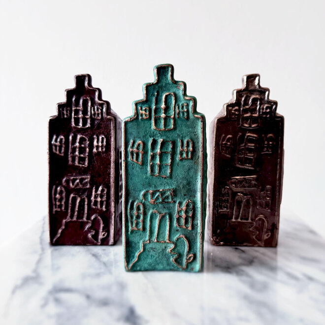 Canalhouses - Rick Triest - Grachtenpand Amsterdam Trapgevel - Brons - 6x5x15 cm - Bronsgroen & Gold - Patina