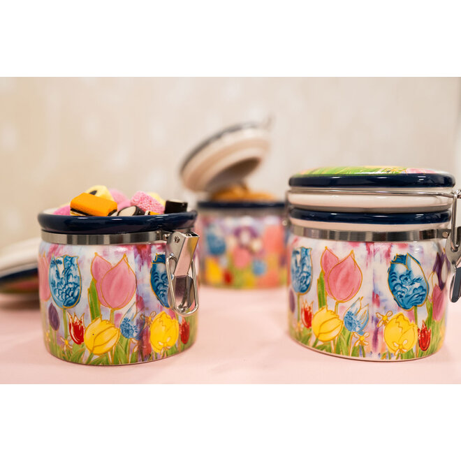 Designed by Rick Triest  TS Collection - Tulpen -Giftbox voorraadpot Dutch Beauty spring D14x12 H12