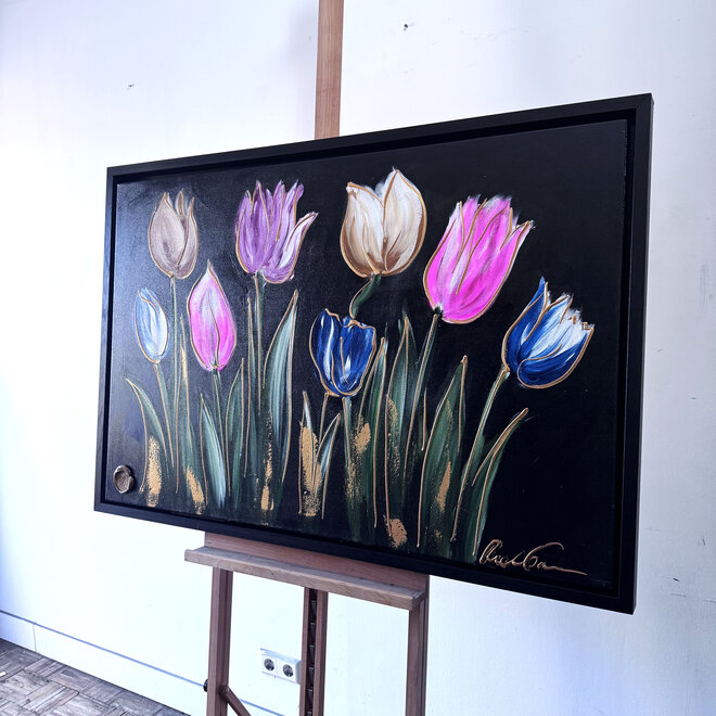 Schilderij - 80x120 cm - Rick Triest - kleurrijke tulpen - Black & Gold #2