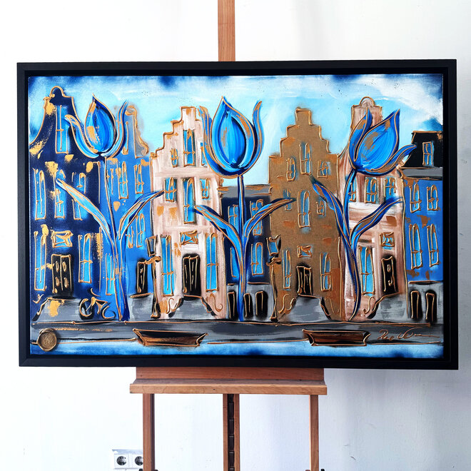 Painting- 80x120x4,5 cm - Amsterdamse grachtenhuizen met blauwe tulpen #2