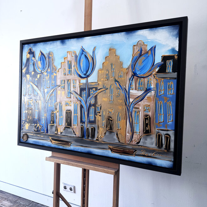 Schilderij- 80x120x4,5 cm - Rick Triest - Amsterdamse grachtenhuizen met blauwe tulpen #2