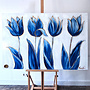 Schilderij -100x150 cm -Rick Triest - Tulpenmanie - XL delft tulp - Blue and gold - #4