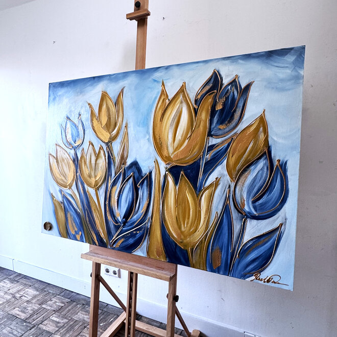 Schilderij -100x150 cm -Rick Triest - Tulpenmanie - XL delft tulp - Blue and gold - #5