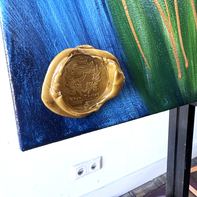 Schilderij - 80x120 cm - Rick Triest -  Hollandse kippen met tulpen #1