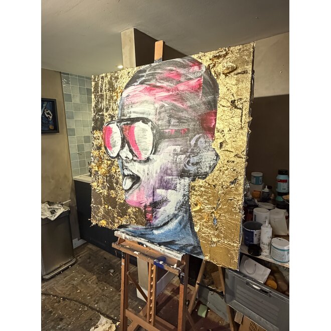 Gold Rebel – Origineel schilderij van Rick Triest – 100 × 100 × 2,5 cm – The Modern Masters Collection – Acryl, bladgoud en mixed media op canvas
