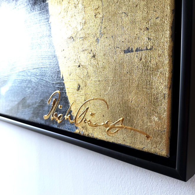 Gold Rebel – Origineel schilderij van Rick Triest – 100 × 100 × 2,5 cm – The Modern Masters Collection – Acryl, bladgoud en mixed media op canvas