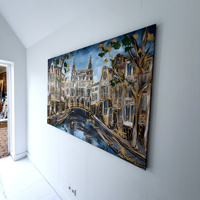 Schilderij- Rick Triest - 100x150 cm - Amsterdam Signature Gold Series - Spiegelgracht - Blue & Gold # 1256 - Rijksmuseum