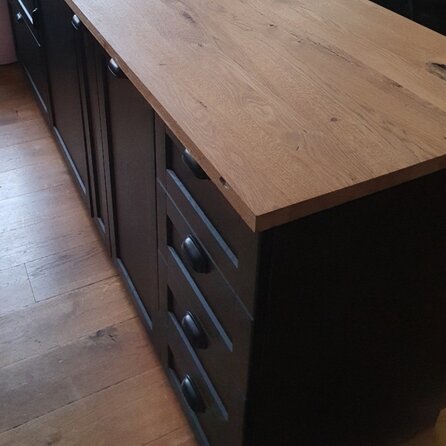 Eiken blad - op maat - 2,7 cm dik - rustiek eikenhout (B/C) - verlijmd paneel, brede lamel (9-12 cm) - 27 mm Eiken blad - op maat - 2,7 cm dik - rustiek eikenhout (B/C) - verlijmd paneel, brede lamel (9-12 cm) - 27 mm