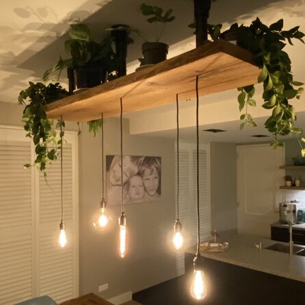 Eiken bankblad - boomstam rand - 4 cm dik - rustiek eikenhout (B/C) - verlijmd, brede lamel (+10 cm) - 40 mm Eiken bankblad - boomstam rand - 4 cm dik - rustiek eikenhout (B/C) - verlijmd, brede lamel (+10 cm) - 40 mm