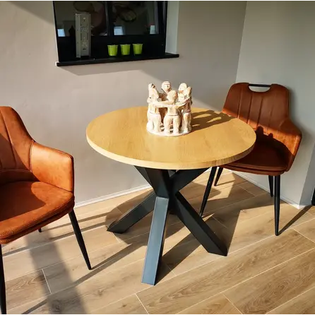 Eiken tafelblad - rond - op maat - 3 cm dik - foutvrij eikenhout (A/B) - verlijmd, smalle lamel - 30 mm Eiken tafelblad - rond - op maat - 3 cm dik - foutvrij eikenhout (A/B) - verlijmd, smalle lamel - 30 mm