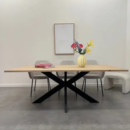 Eiken eettafel - op maat - 2,7 cm dik - eiken tafel van foutvrij eikenhout (A/B) met brede lamel - 27 mm Eiken eettafel - op maat - 2,7 cm dik - eiken tafel van foutvrij eikenhout (A/B) met brede lamel - 27 mm