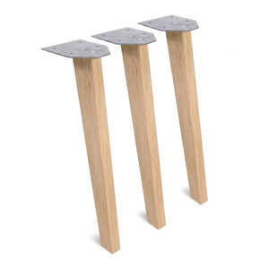 Eiken tafelpoten schuin - taps - 69,5 cm hoog - 3 stuks Eiken tafelpoten schuin - taps - 69,5 cm hoog - 3 stuks