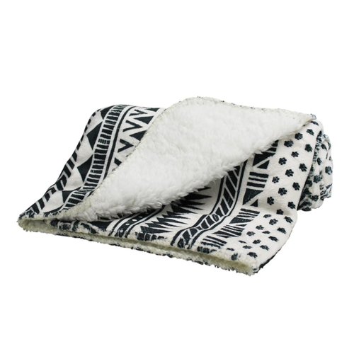 BeOneBreed Soft Blanket Aztec