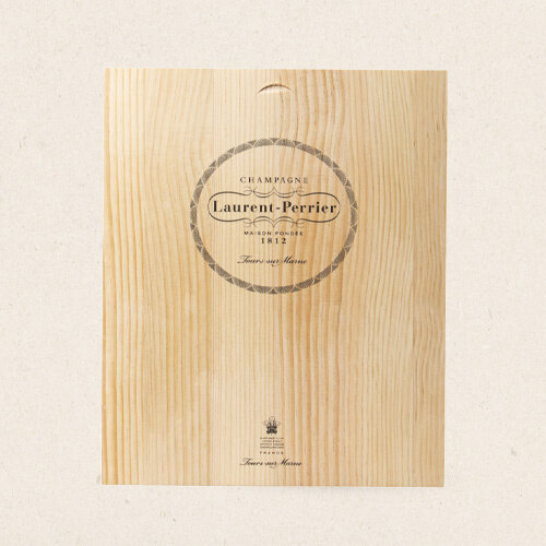 Laurent Perrier Rose & blanc de blancs brut nature in wooden box Laurent Perrier Rose & blanc de blancs brut nature in wooden box