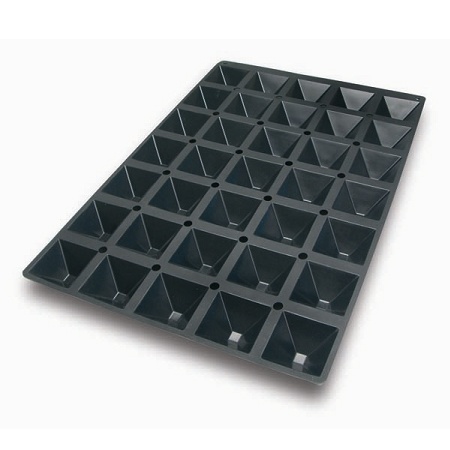 Silicone baking mould - Pyramid