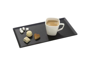 Presentation dishes and platters